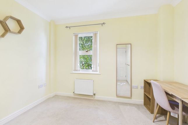 60, Calver Close, Penryn photo 4
