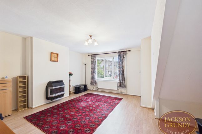 10, Middlewell Court, Northampton photo 3