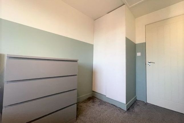 Room to rent in Kingsholm Road, Gloucester