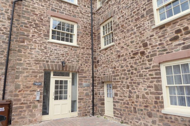 Flat 1, 8 Perreyman (11).Jpg