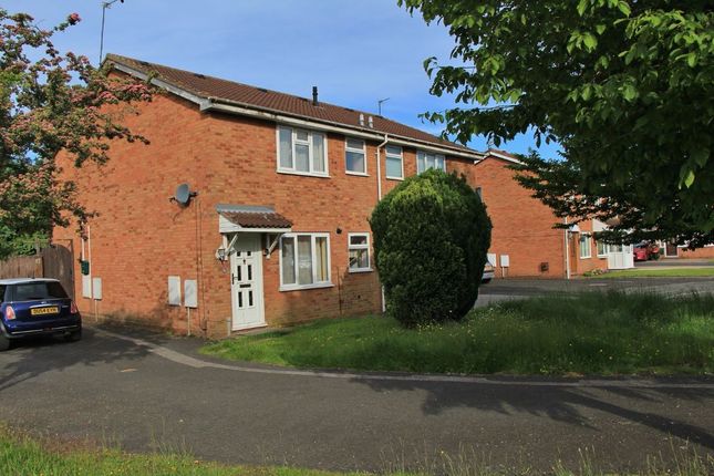 Thumbnail Semi-detached house for sale in 25 Packwood Close, Willenhall, West Midlands