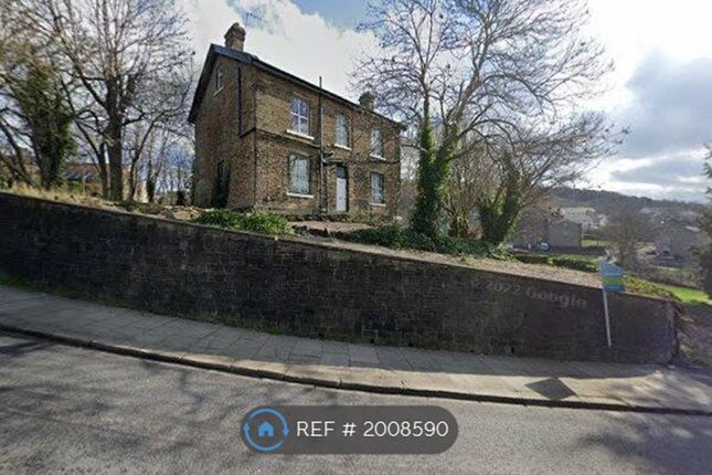 Thumbnail Flat to rent in Thornhill House, Shipley