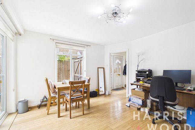 21, St Helena Road, Essex photo 4