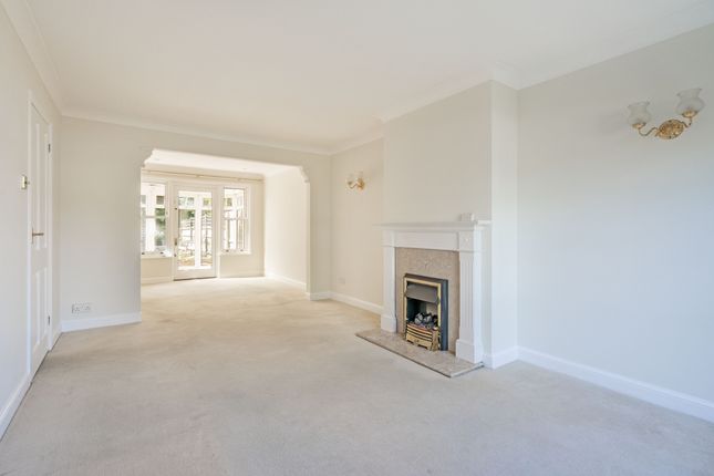 13 Landsdowne Square, Tunbridge Wells photo 3