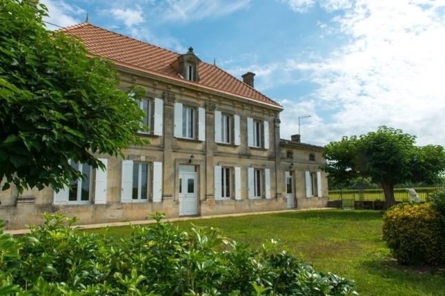 Property for sale in Bordeaux, Aquitaine, 33, France