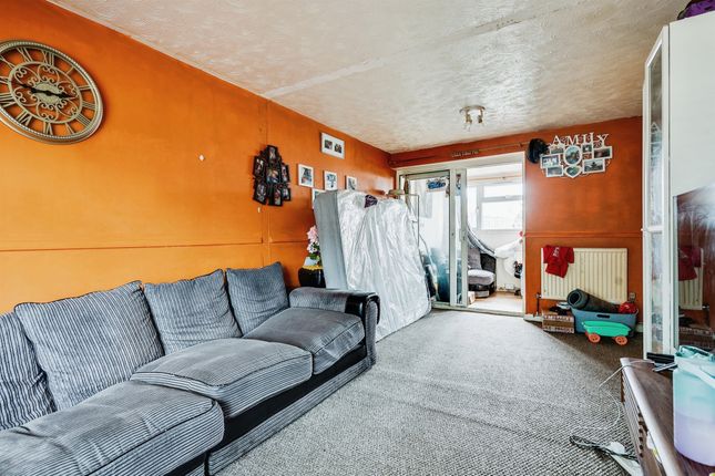 End terrace house for sale in Moorbank, Oxford