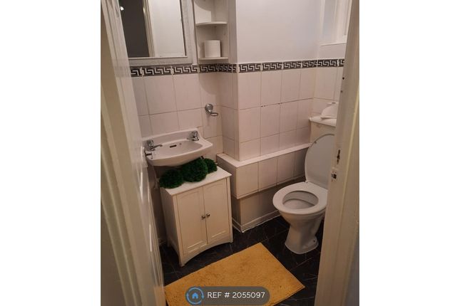 End terrace house to rent in Cranmer Walk, Nottingham