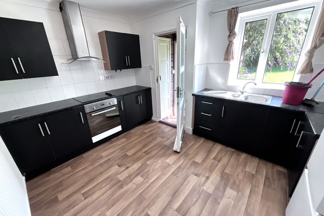 5 , Wakefield Road, Norwich photo 2