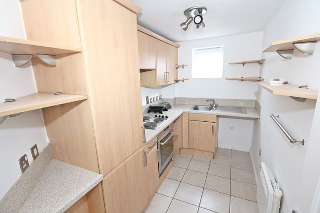 Flat for sale in The Hawthorns, Flitwick, Bedford