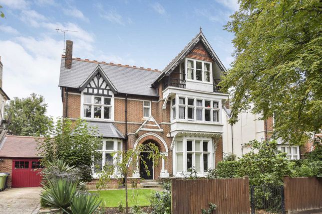 Thumbnail Flat for sale in North Common Road, Ealing, London