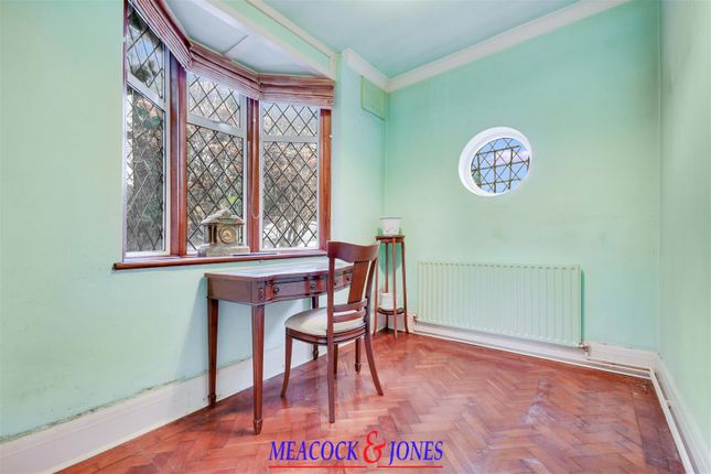 87, Ingrave Road, Brentwood photo 4