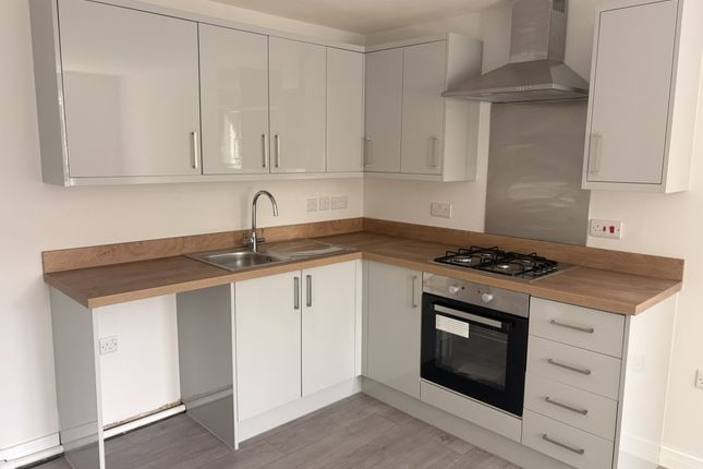 Apt 1 Victoria Court, Neville St, Platt Bridge photo 3