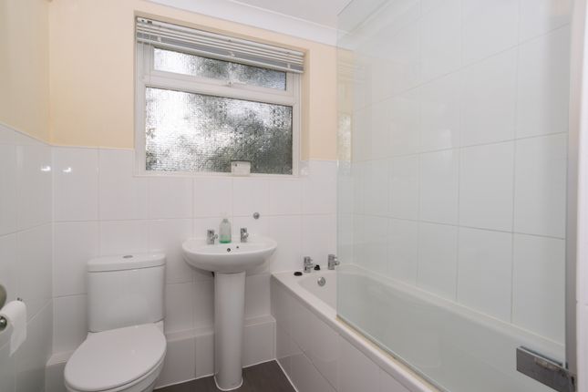 82, Avenue Road, Norwich photo 4