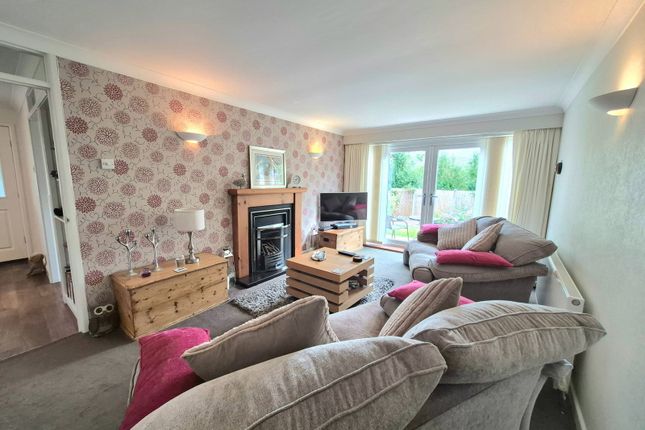 11, Truro Close, Congleton photo 2