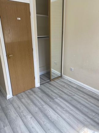 Detached house to rent in The Ridings, Luton