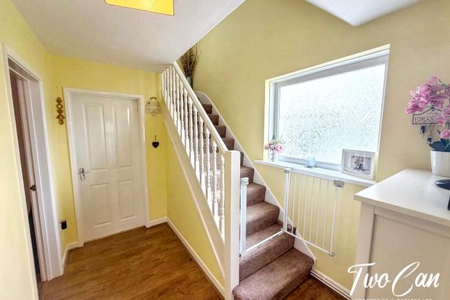 30, Erw Non, Llanelli photo 3