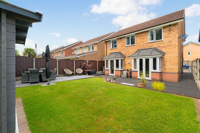 21, Kensington Close, Widnes photo 3
