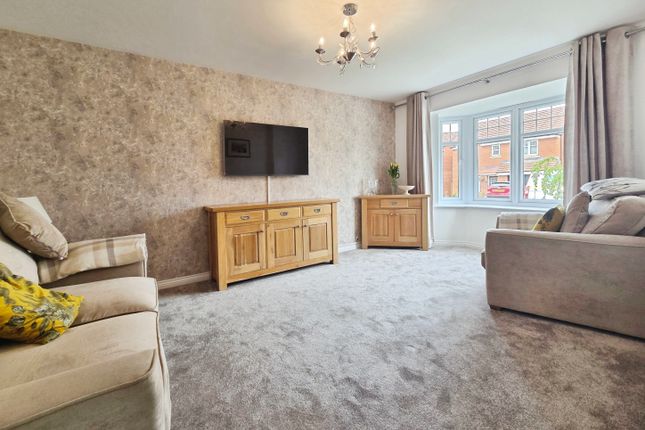 3, Hawker Avenue, Chesterfield photo 4