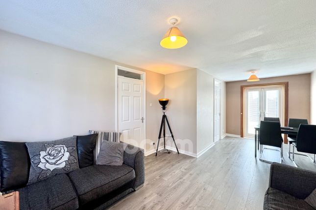 17, Conval Way, Paisley photo 2