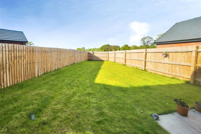 15, Jackdaw Place, Warwickshire photo 4