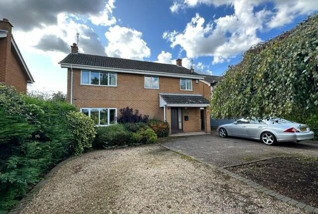 Detached house to rent in Thieves Lane, Norwich NR13