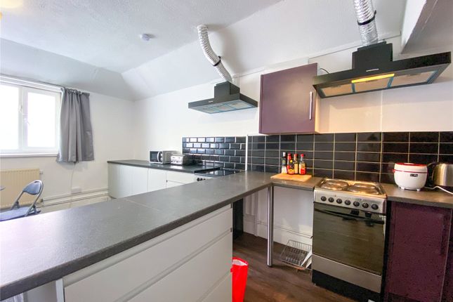 Flat to rent in Bedford Square, Brighton, East Sussex