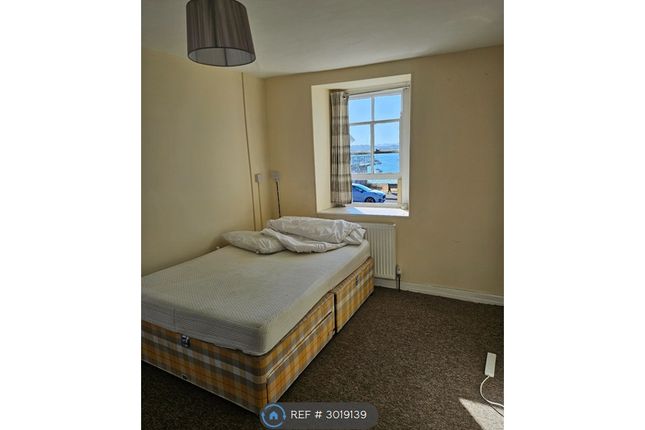 Fore St, Torpoint photo 3