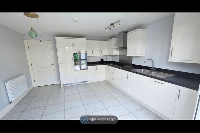 Prestbury Close, Cheltenham photo 4