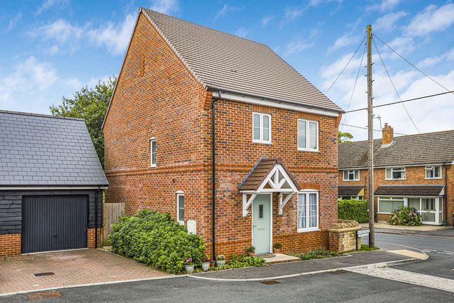 Thumbnail Detached house for sale in Woodfield, Wantage