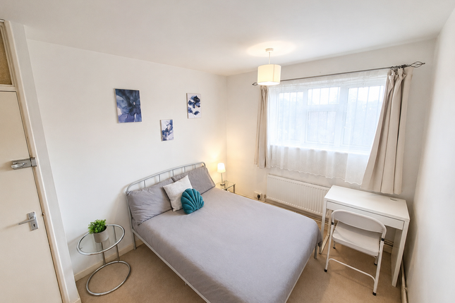 33, Zion House, Shadwell photo 3