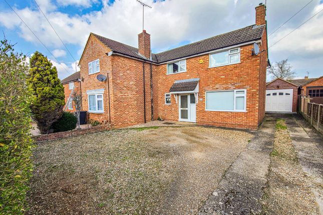 Thumbnail Semi-detached house for sale in Crossway, Leighton Buzzard