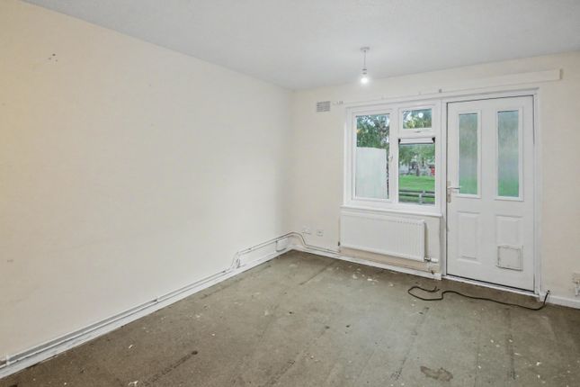 9 Sheep Meadow Close, Norwich photo 3