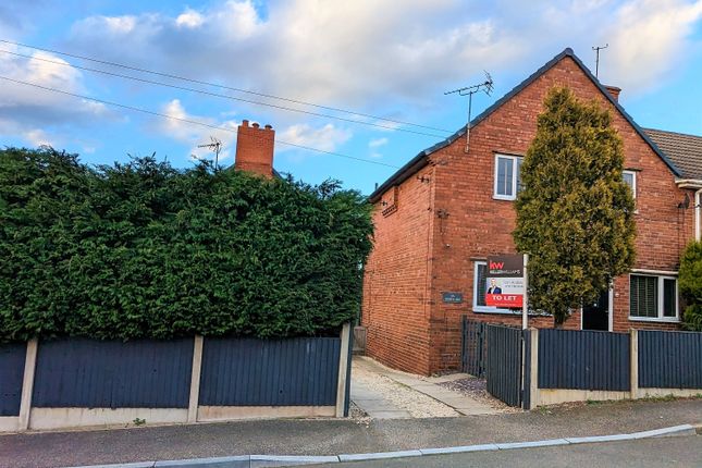 Semi-detached house to rent in North Avenue, Mansfield, Nottinghamshire
