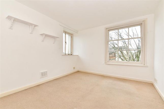 Flat for sale in Lind Street, Ryde, Isle Of Wight