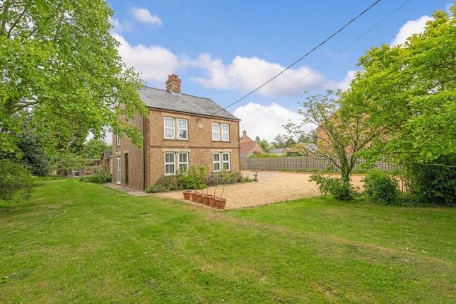 Potential House, Kirkgate, Wisbech photo 2