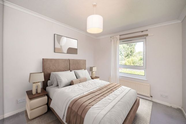 Flat 8, 5, Berrylands, Surbiton photo 4