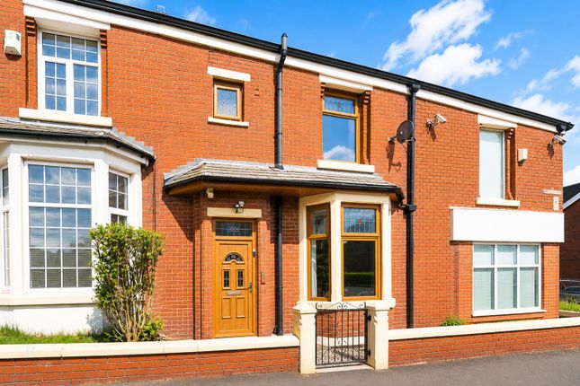 66, Lynwood Road, Blackburn photo 2