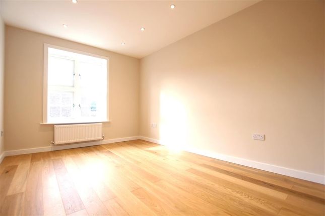 Flat for sale in Whitchurch Road, Pangbourne, Reading, Reading, Berkshire