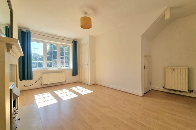 10 Welldale Mews, Sale photo 3
