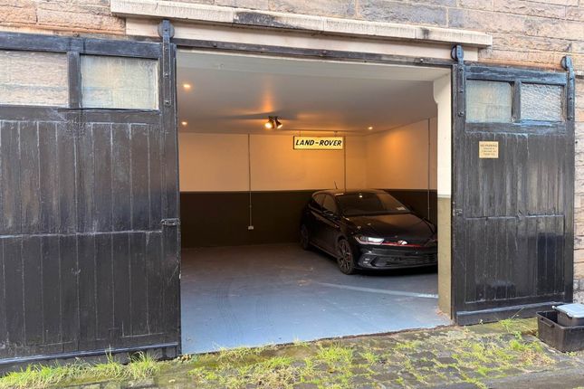 Studio parking on Dean Park Mews, Stockbridge, Edinburgh, Edinburgh, £550/mo