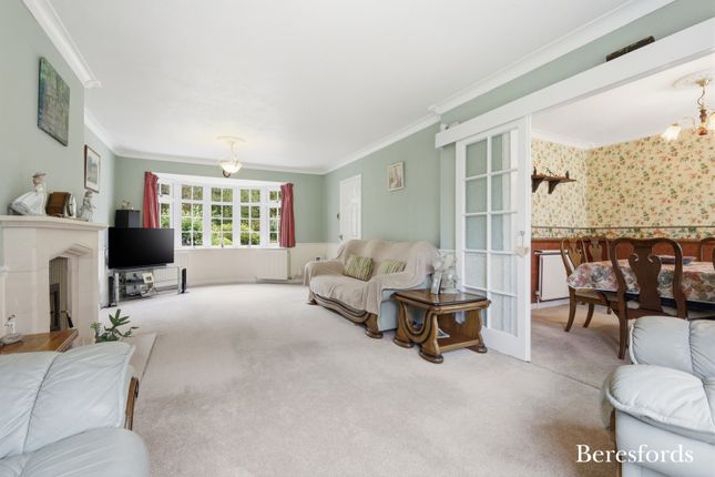 10, Arbour Lane, Witham photo 4