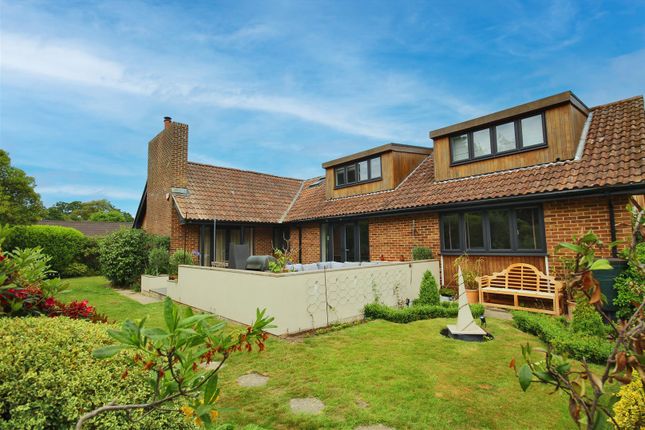 Thumbnail Detached house to rent in Oberfield Road, Brockenhurst