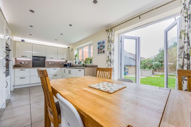 20, Lapwing Close, Emsworth photo 2
