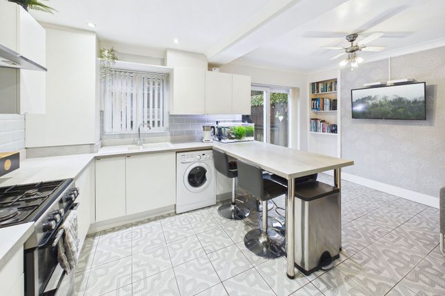 113, Blatchcombe Road, Paignton photo 4