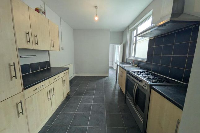 29 Stafford Street, Llanelli photo 4
