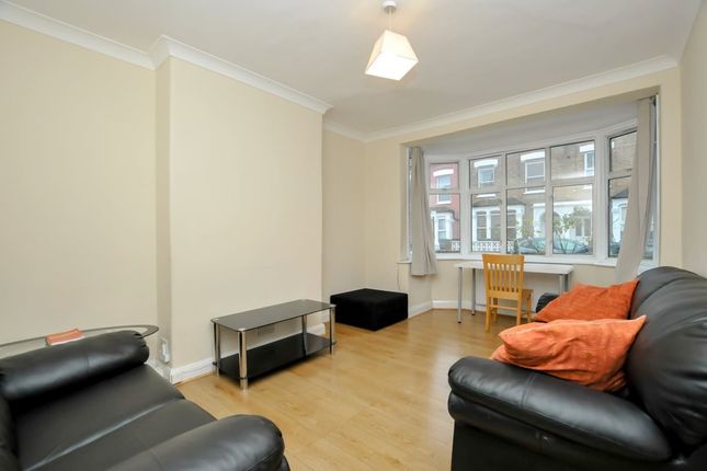Thumbnail Terraced house to rent in Eade Road, London