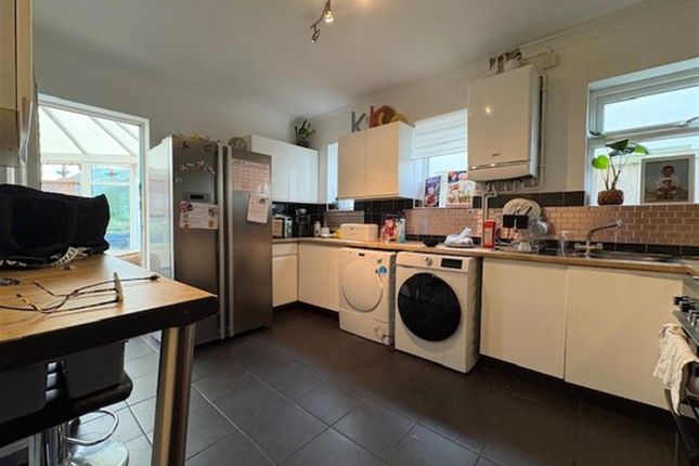 15, Rubens Road, Ipswich photo 4