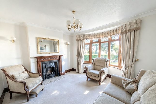 Wenham Place, Neath photo 3