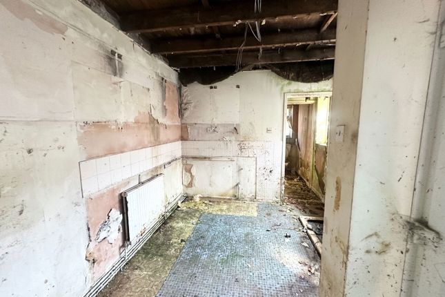 53, Hunter Street, Neath photo 5