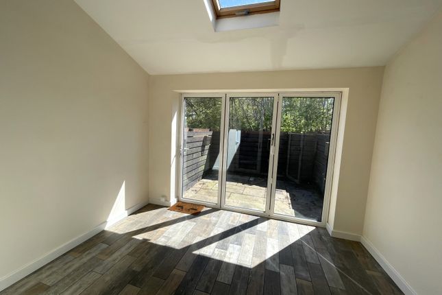 Town house to rent in Gorsey Brigg, Dronfield Woodhouse, Dronfield, Derbyshire